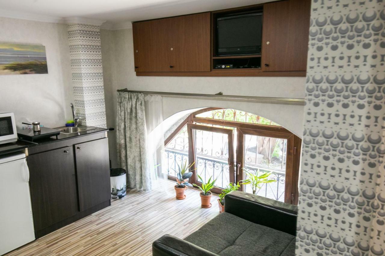 Hb Apartments Akhvelediani II Tbilisi ภายนอก รูปภาพ